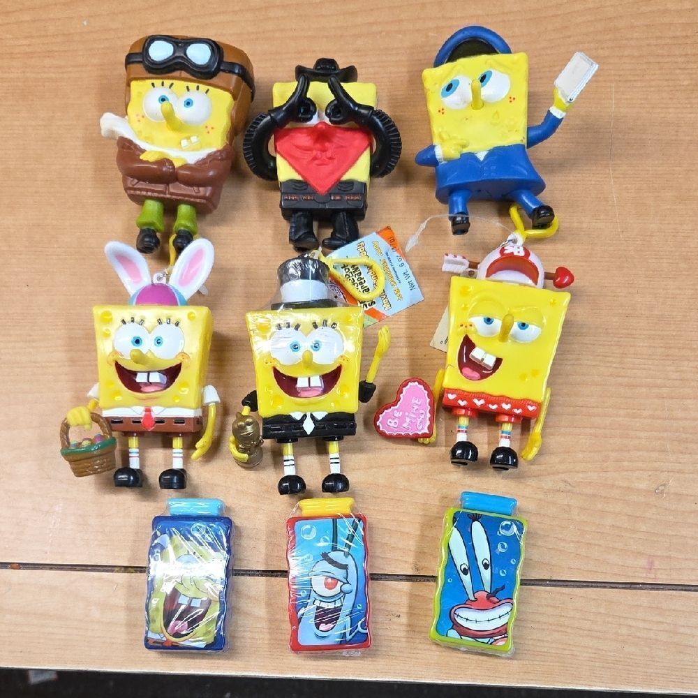 Sponge Bob Candy Containers And Happy Meal Toys‎